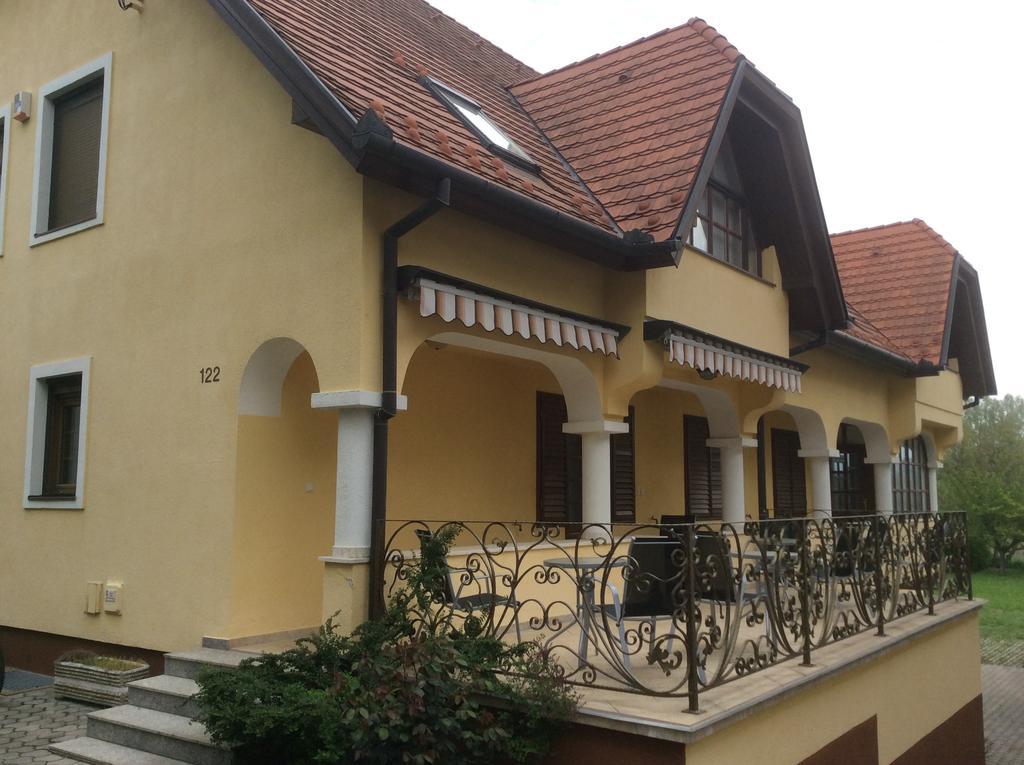 Arina Villa Hévíz Esterno foto